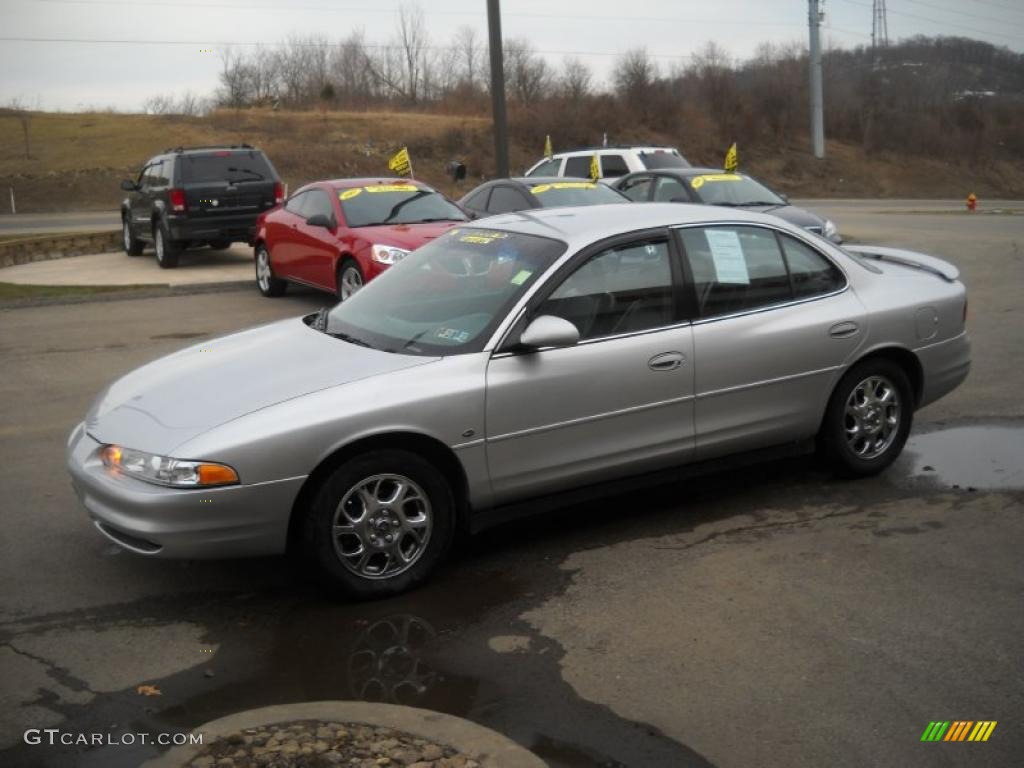 2000 Intrigue GLS - Silver Mist Metallic / Dark Gray photo #16