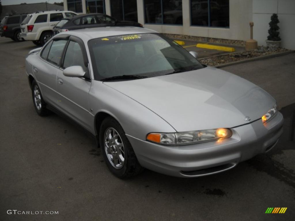 2000 Intrigue GLS - Silver Mist Metallic / Dark Gray photo #18