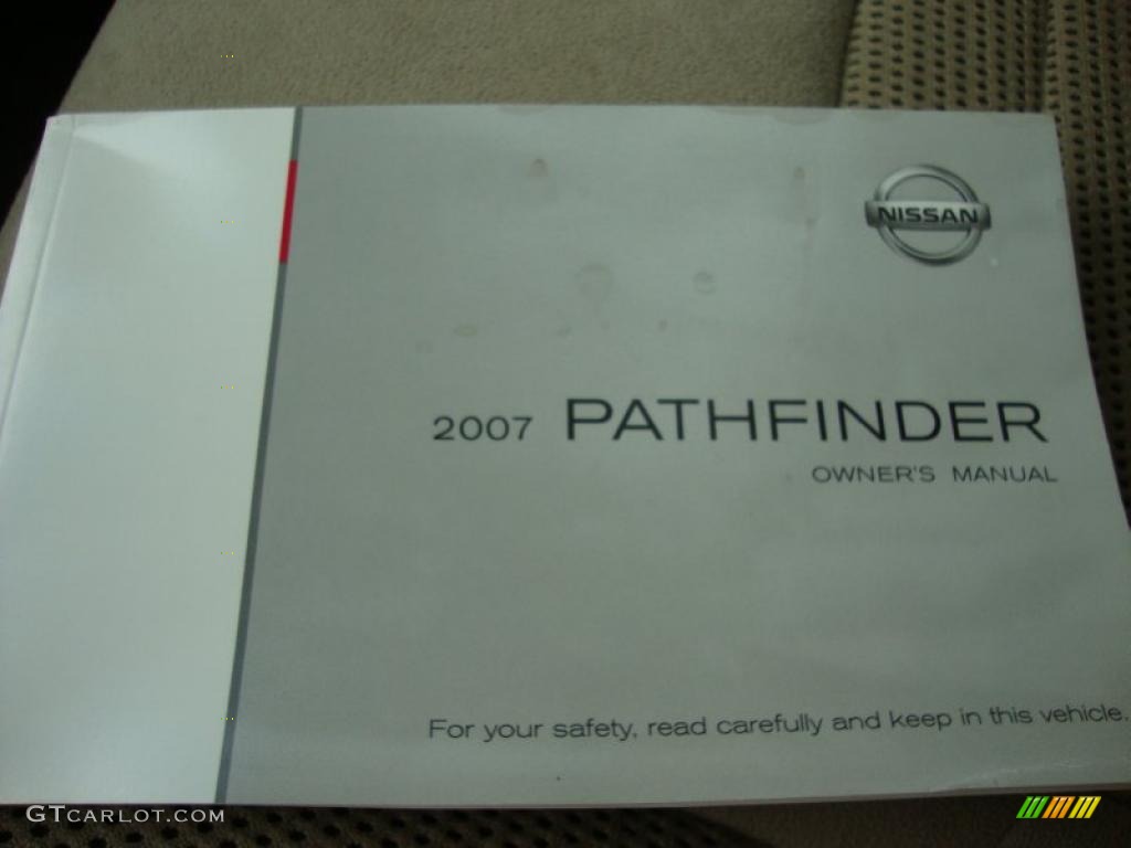 2007 Pathfinder SE 4x4 - Majestic Blue Metallic / Desert photo #48