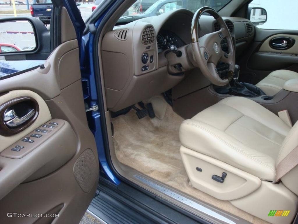 2006 Rainier CXL AWD - Deep Sapphire Blue Metallic / Cashmere photo #10