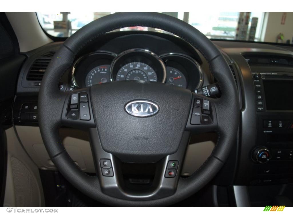 2011 Sorento EX - Spicy Red / Beige photo #32