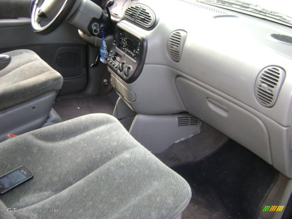 1998 Grand Voyager SE - Forest Green Pearl / Mist Gray photo #15