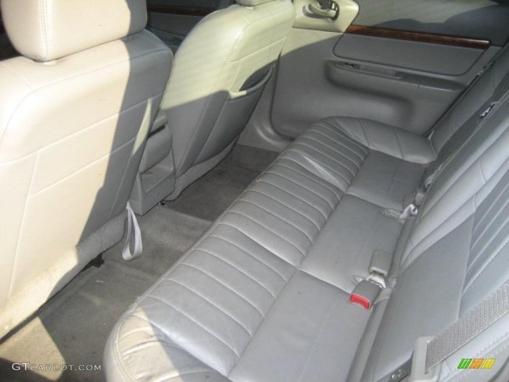 2004 Impala LS - Black / Medium Gray photo #20