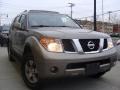 Granite Metallic - Pathfinder SE 4x4 Photo No. 1