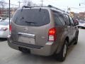 Granite Metallic - Pathfinder SE 4x4 Photo No. 3
