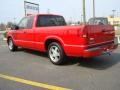 Victory Red - S10 LS Extended Cab Photo No. 4
