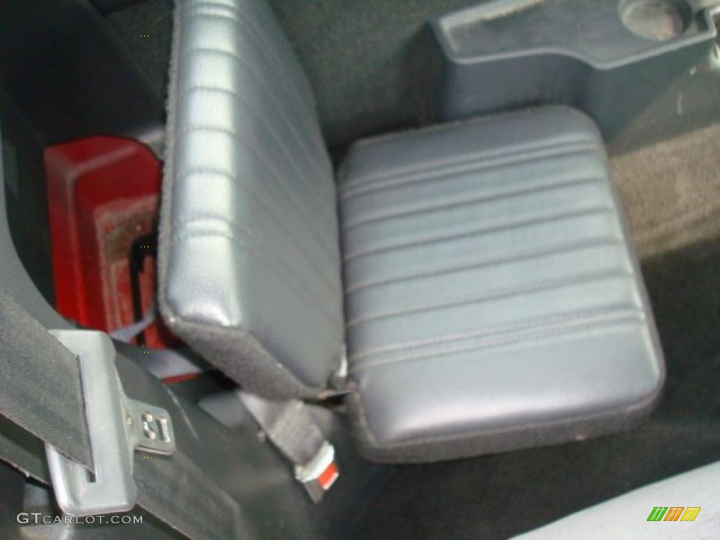 2000 S10 LS Extended Cab - Victory Red / Medium Gray photo #13