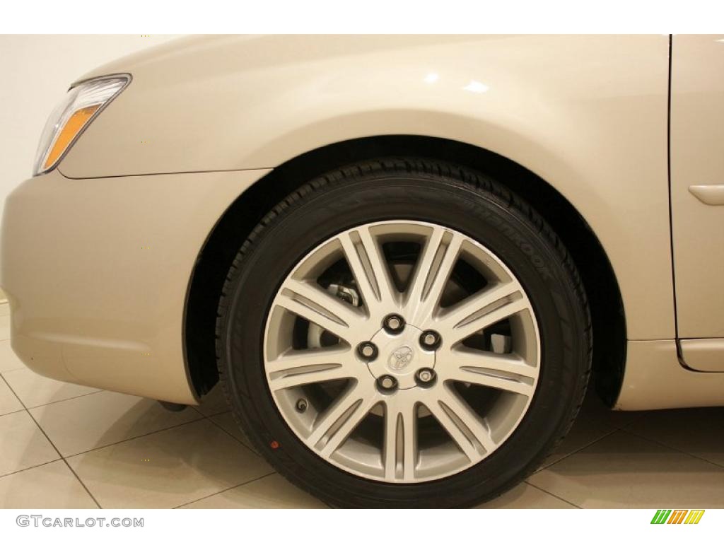 2007 Avalon Limited - Desert Sand Mica / Ivory photo #28