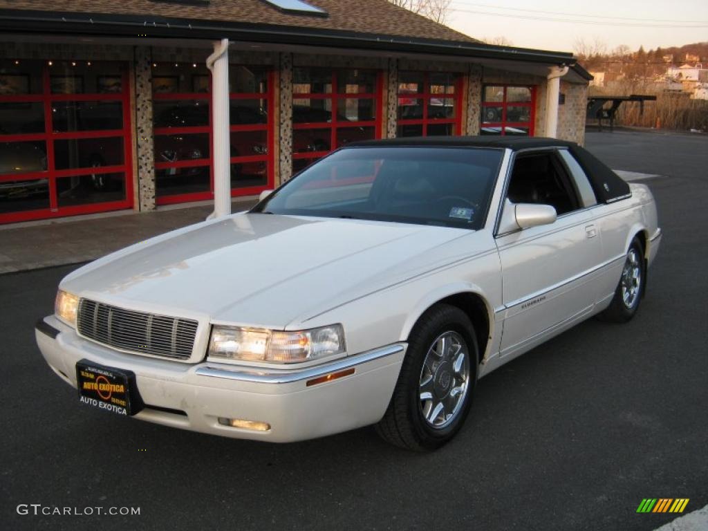1998 Eldorado Coupe - Cotillion White / Black photo #1