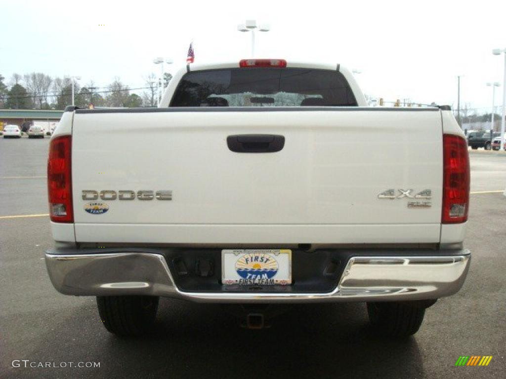 2004 Ram 1500 SLT Quad Cab 4x4 - Bright White / Dark Slate Gray photo #5