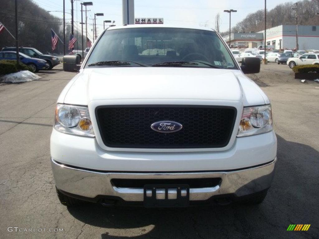 2006 F150 XLT SuperCrew 4x4 - Oxford White / Black/Medium Flint photo #6