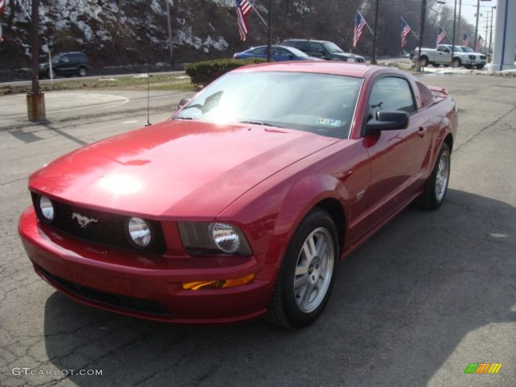 2007 Mustang GT Premium Coupe - Redfire Metallic / Dark Charcoal photo #5