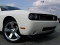 Stone White - Challenger R/T Photo No. 3