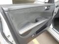 Liquid Silver Metallic - Maxima 3.5 SE Photo No. 13