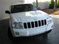 Stone White - Grand Cherokee Laredo Photo No. 3