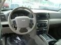 Black - Grand Cherokee Laredo 4x4 Photo No. 20