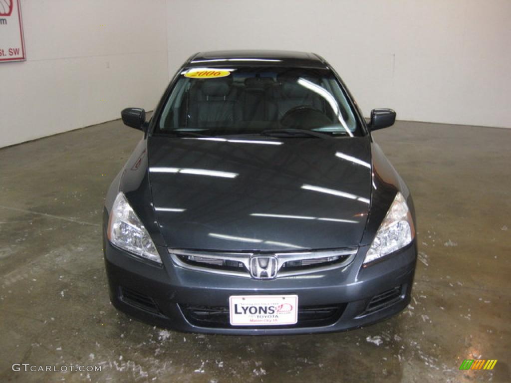 2006 Accord EX-L V6 Sedan - Nighthawk Black Pearl / Gray photo #2