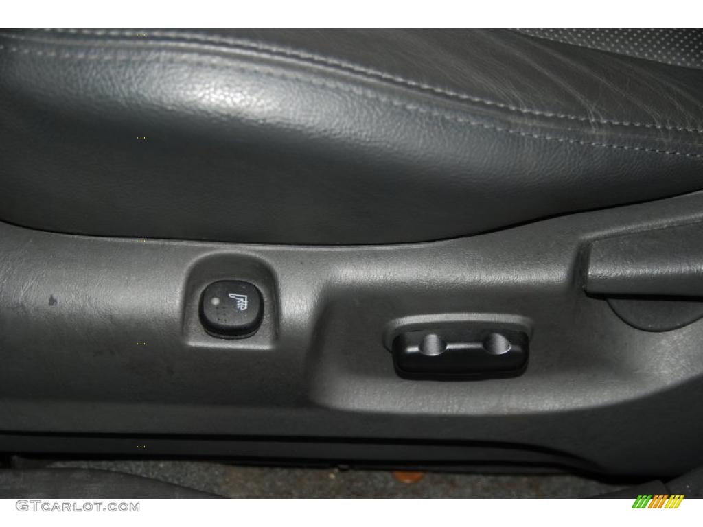 2006 Escape Hybrid - Black / Medium/Dark Flint photo #26