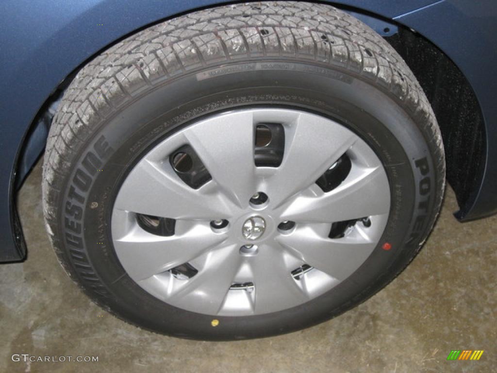2010 Yaris Sedan - Pacific Blue Metallic / Dark Charcoal photo #9