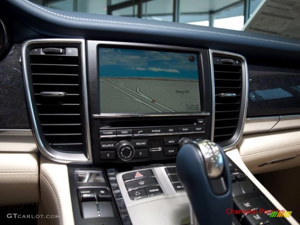 2010 Panamera Turbo - Yachting Blue Metallic / Yachting Blue/Cream photo #14
