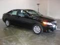 Black - Camry LE Photo No. 5