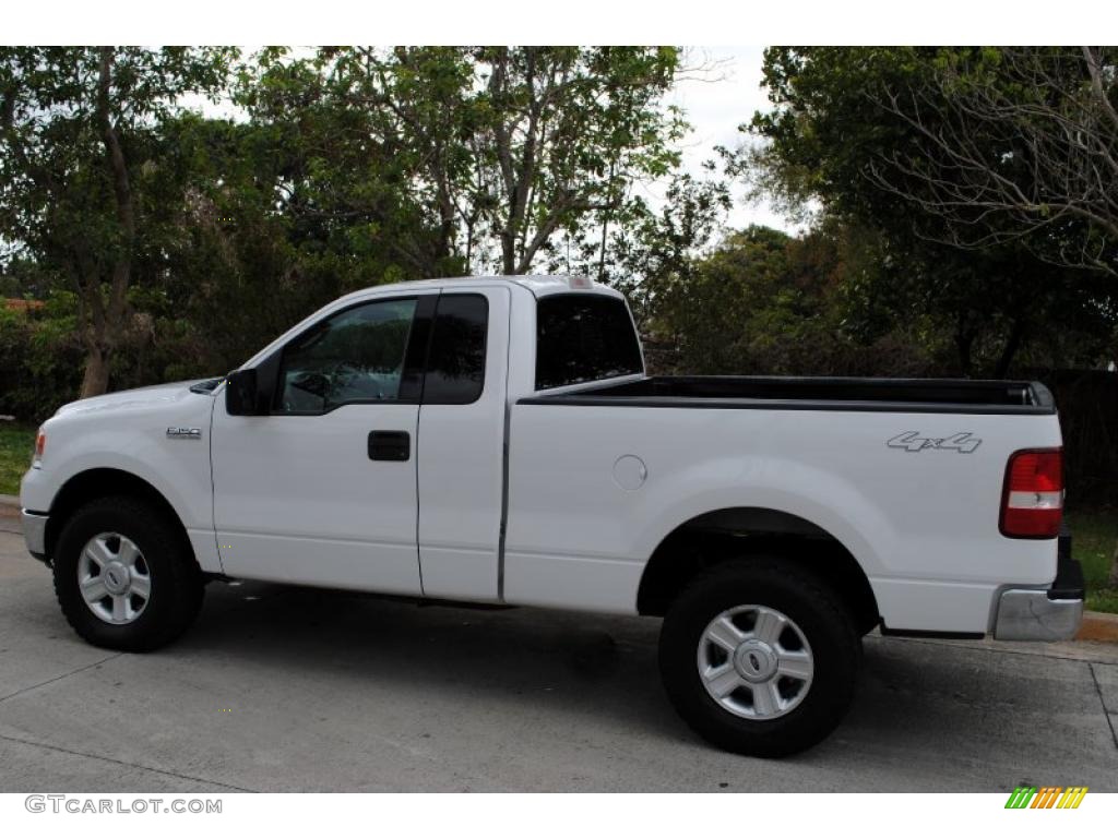 2004 F150 XLT Regular Cab 4x4 - Oxford White / Dark Flint photo #3