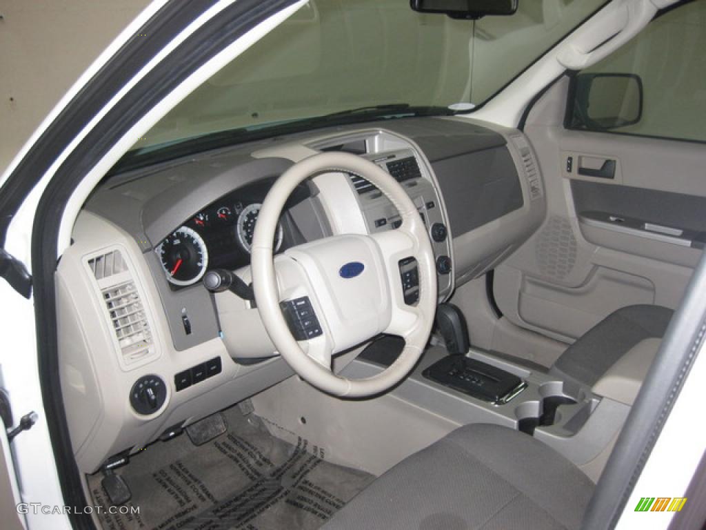 2009 Escape XLT V6 4WD - Oxford White / Stone photo #7