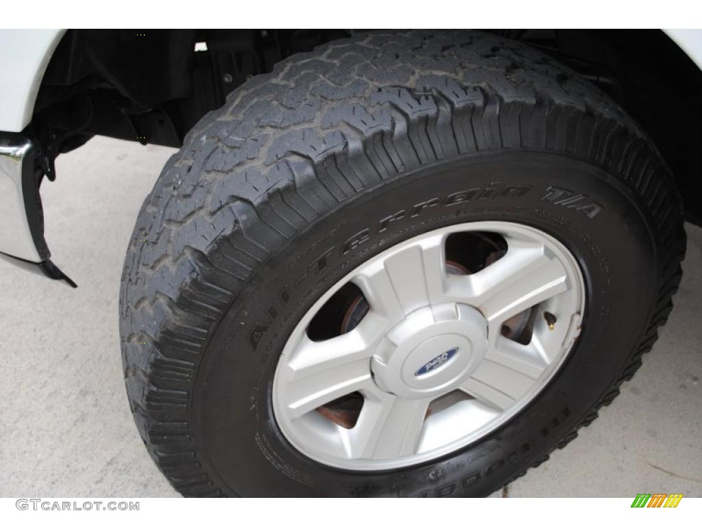 2004 F150 XLT Regular Cab 4x4 - Oxford White / Dark Flint photo #59