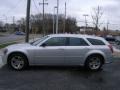 2005 Bright Silver Metallic Dodge Magnum SE  photo #2