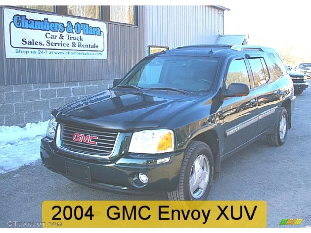 2004 Envoy XUV SLT 4x4 - Polo Green Metallic / Medium Pewter photo #1