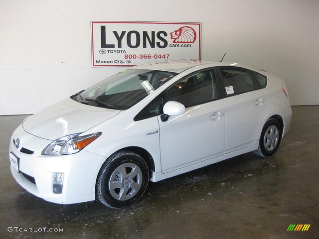 2010 Prius Hybrid II - Blizzard White Pearl / Dark Gray photo #1