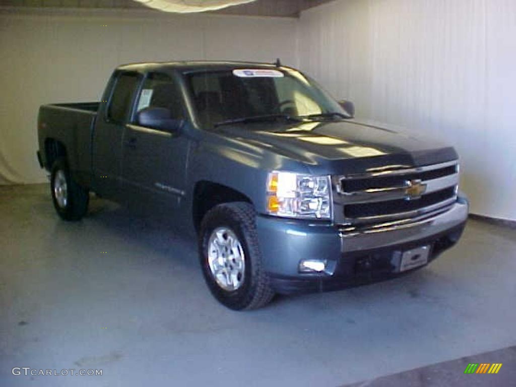 Blue Granite Metallic Chevrolet Silverado 1500