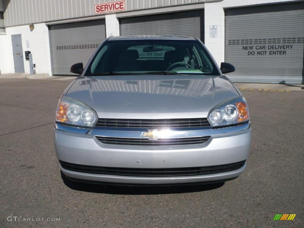 2004 Malibu Maxx LS Wagon - Galaxy Silver Metallic / Gray photo #2