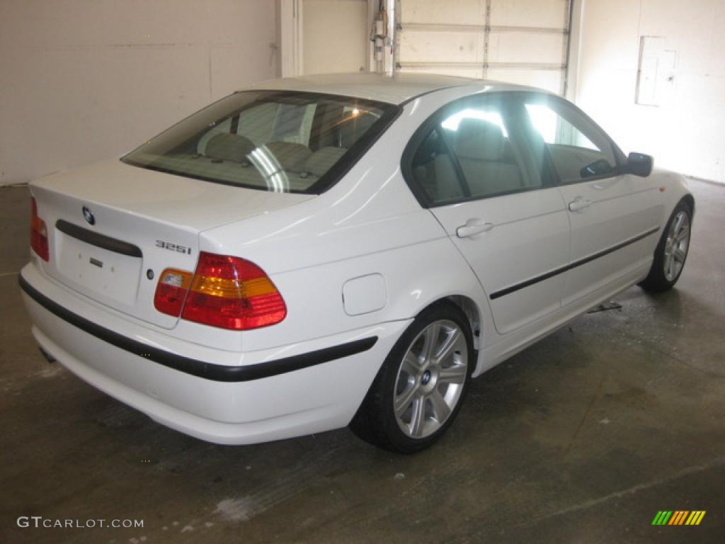 2003 3 Series 325i Sedan - Alpine White / Beige photo #4