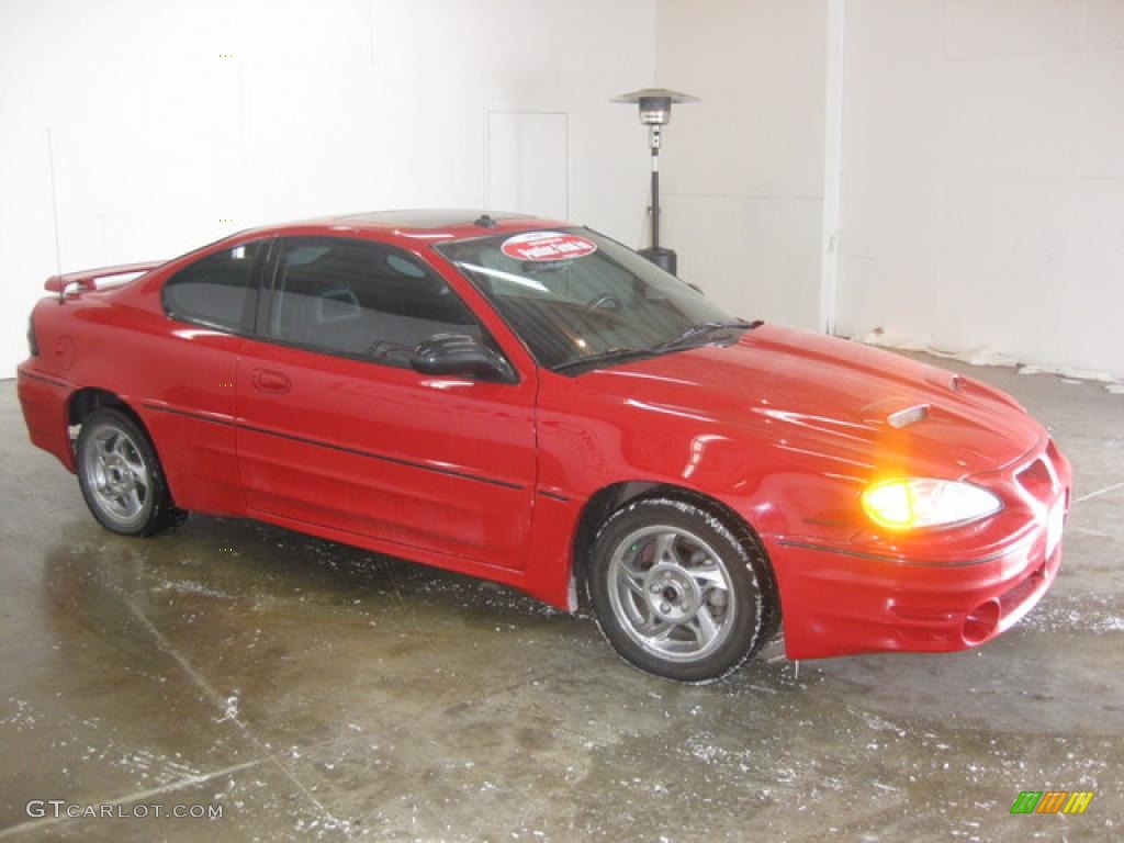 2005 Grand Am GT Coupe - Victory Red / Dark Pewter photo #3