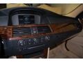 Jet Black - 5 Series 525i Sedan Photo No. 34