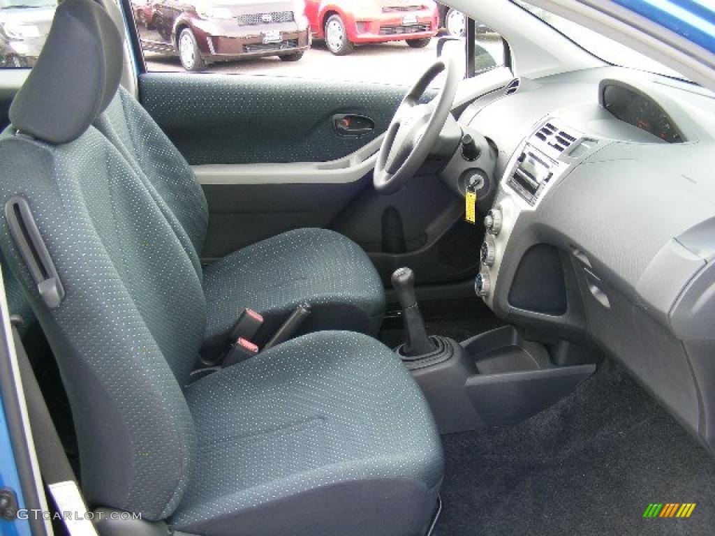 2008 Yaris 3 Door Liftback - Blazing Blue Pearl / Dark Charcoal photo #13