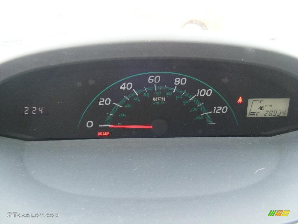 2008 Yaris 3 Door Liftback - Blazing Blue Pearl / Dark Charcoal photo #16