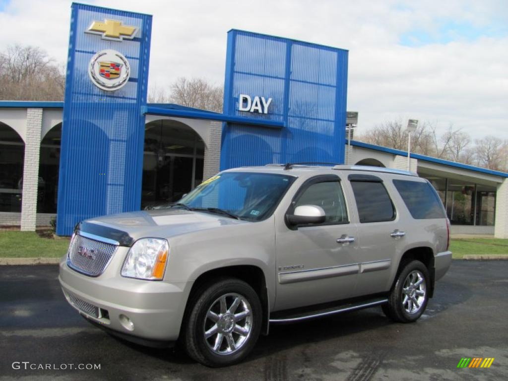 2008 Yukon Denali AWD - Silver Birch Metallic / Ebony photo #1