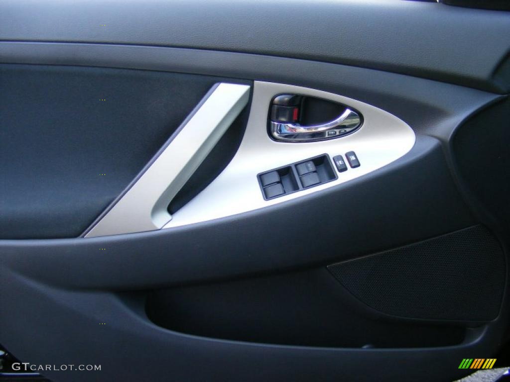 2007 Camry SE - Black / Dark Charcoal photo #29