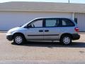 Butane Blue Pearl - Caravan SE Photo No. 8