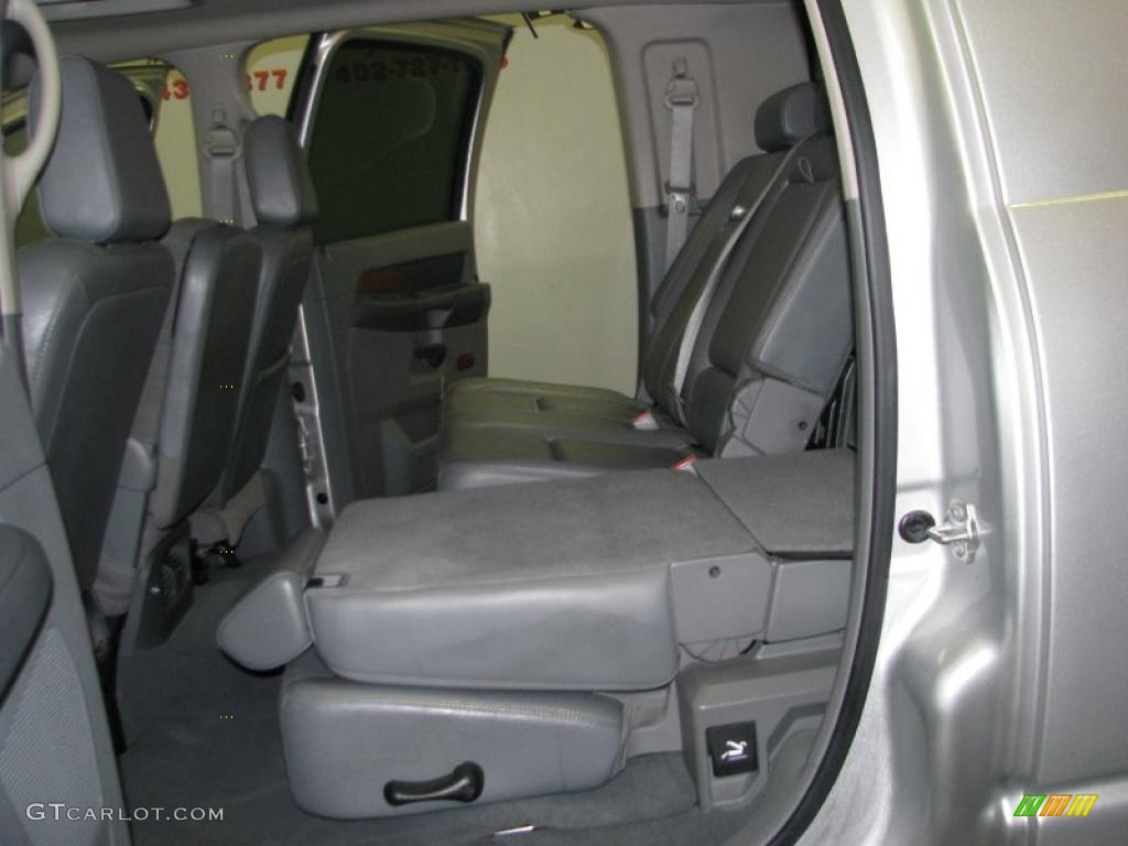 2007 Ram 3500 Laramie Mega Cab 4x4 - Bright Silver Metallic / Medium Slate Gray photo #48