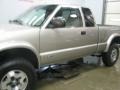 2001 Light Pewter Metallic Chevrolet S10 LS Extended Cab 4x4  photo #34