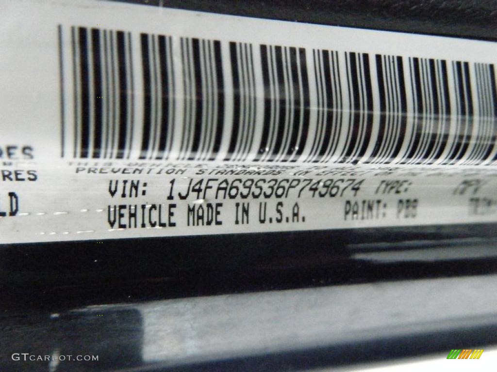 2006 Wrangler Rubicon 4x4 - Midnight Blue Pearl / Dark Slate Gray photo #18