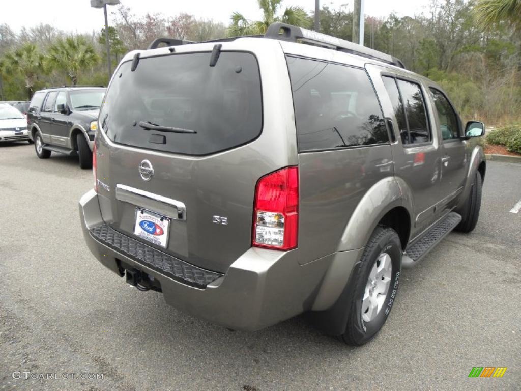 2006 Pathfinder SE 4x4 - Storm Grey Metallic / Graphite photo #14