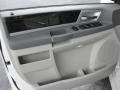 Stone White - Grand Caravan SXT Photo No. 16