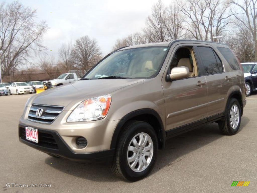 2006 CR-V SE 4WD - Sahara Sand Metallic / Ivory photo #1