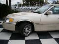 2000 Ivory Parchment Pearl Tri Coat Lincoln Town Car Cartier  photo #40
