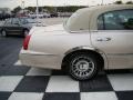 2000 Ivory Parchment Pearl Tri Coat Lincoln Town Car Cartier  photo #42