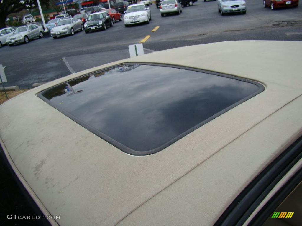 2000 Town Car Cartier - Ivory Parchment Pearl Tri Coat / Light Parchment photo #46